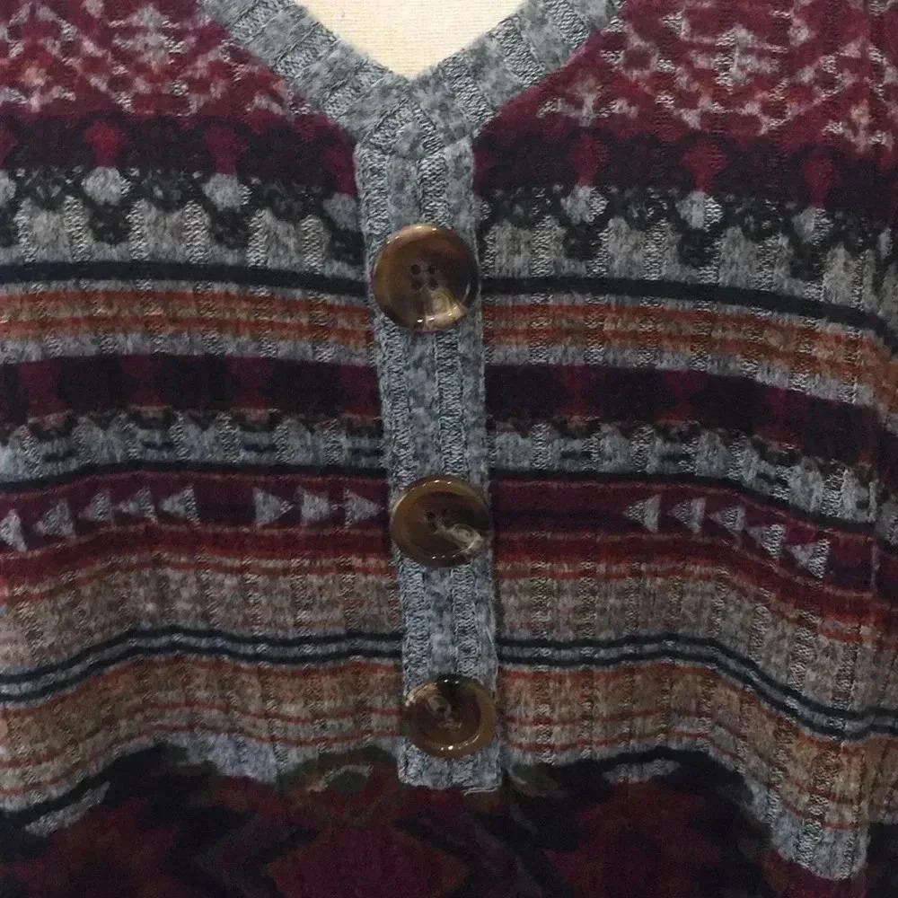 Absolutely Famous Sweater - Picture 5 of 10